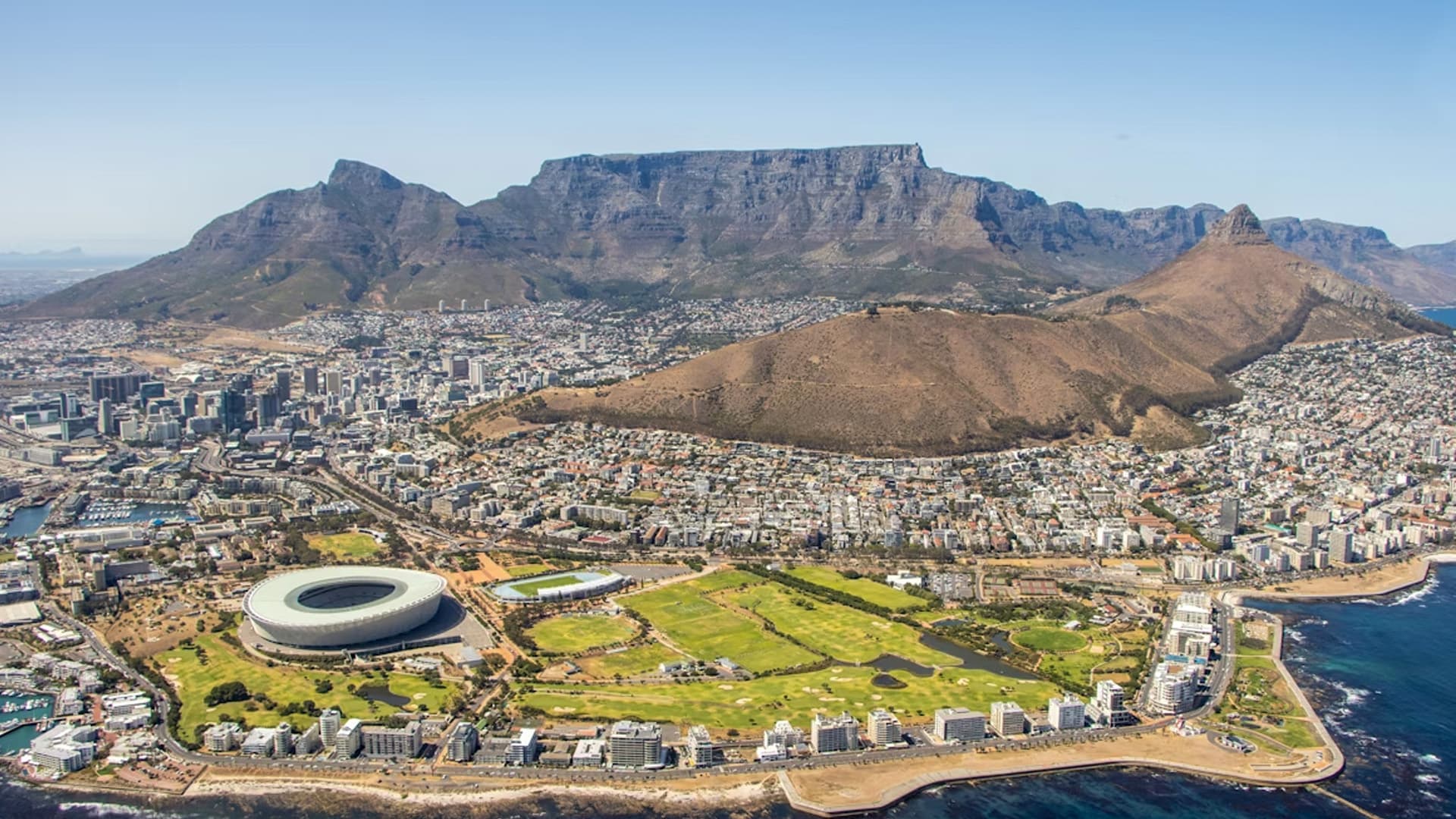 Cape Town Day Tours You Can’t Miss in 2025